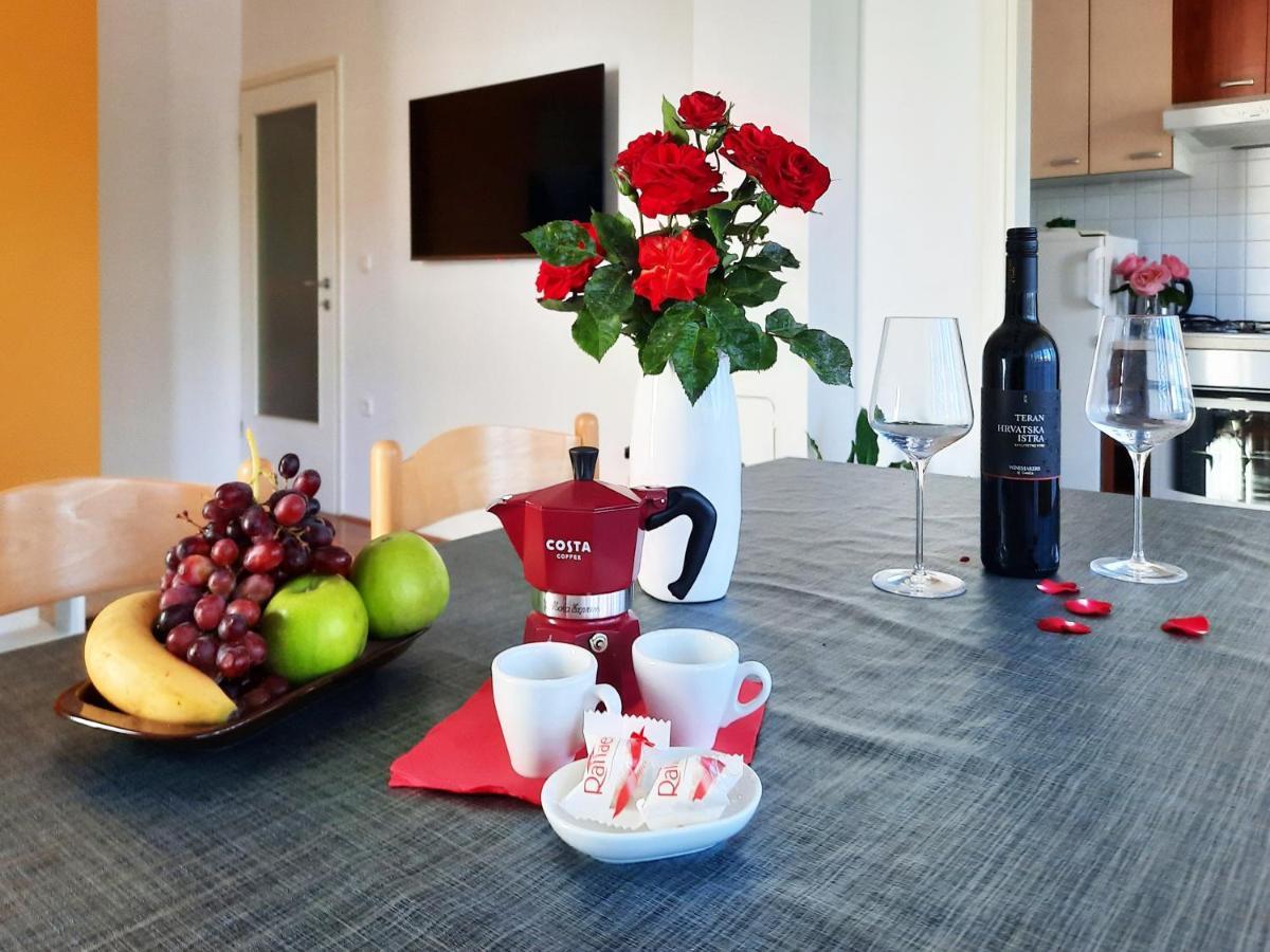 Apartment Violetta-Punta Умаг Экстерьер фото